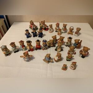 31 collectible vintage bears